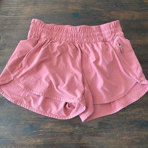 Lululemon Shorts Track That Mid rise 4" shorts Size 8